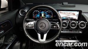 Mercedes-Benz GLA-Class GLA220 2021 года из Южной Кореи