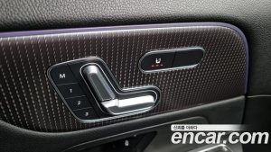 Mercedes-Benz GLA-Class GLA220 2021 года из Южной Кореи
