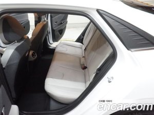 Hyundai AVANTE 1.6 2021 года из Южной Кореи