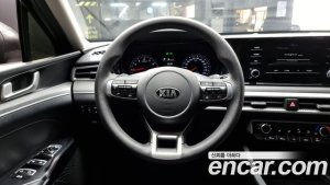 Kia K5 2.0 2020 года из Южной Кореи