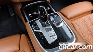 BMW 7-Series 740Li xDrive M Sport 2021 года из Южной Кореи
