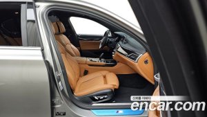 BMW 7-Series 740Li xDrive M Sport 2021 года из Южной Кореи