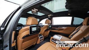 BMW 7-Series 740Li xDrive M Sport 2021 года из Южной Кореи