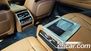 BMW 7-Series 740Li xDrive M Sport 2021 года из Южной Кореи