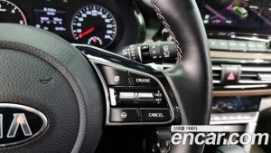 Kia Seltos Дизель 1.6 2WD 2020 года из Южной Кореи