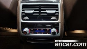 BMW 7-Series 730Ld xDrive M Sport 2020 года из Южной Кореи