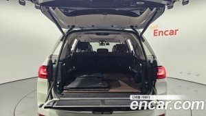 BMW X7 xDrive 40i Design Pure Excellence 7-Seater 2020 года из Южной Кореи
