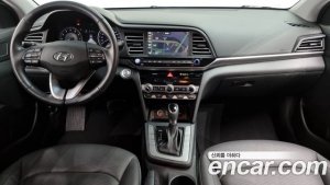 Hyundai AVANTE 1.6 2020 года из Южной Кореи