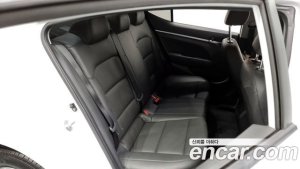 Hyundai AVANTE 1.6 2020 года из Южной Кореи