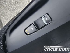 Kia K5 2.0 2020 года из Южной Кореи