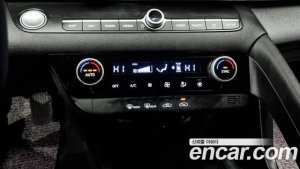 Hyundai AVANTE 1.6 2021 года из Южной Кореи