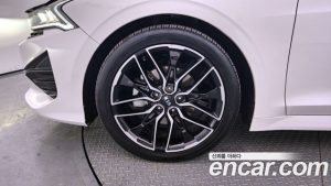 Kia K5 1.6 Turbo 2020 года из Южной Кореи