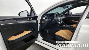Kia K5 1.6 Turbo 2020 года из Южной Кореи