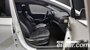 Hyundai Ioniq 1.6 HEV 2020 года из Южной Кореи