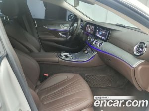 Mercedes-Benz CLS-Class CLS450 4MATIC AMG Line 2020 года из Южной Кореи