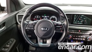 Kia Sportage Дизель 1.6 2WD 2022 года из Южной Кореи