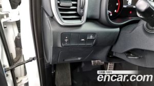 Kia Sportage Дизель 1.6 2WD 2022 года из Южной Кореи