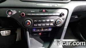 Kia Sportage Дизель 1.6 2WD 2022 года из Южной Кореи