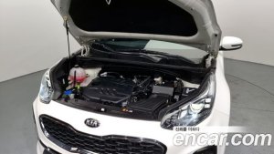 Kia Sportage Дизель 1.6 2WD 2022 года из Южной Кореи