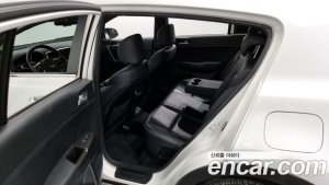 Kia Sportage Дизель 1.6 2WD 2022 года из Южной Кореи