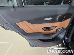 Mercedes-Benz GLC-Class GLC300 4MATIC Premium Coupe 2020 года из Южной Кореи