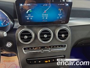 Mercedes-Benz GLC-Class GLC300 4MATIC Premium Coupe 2020 года из Южной Кореи
