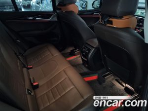 BMW X4 xDrive20i xLine 2021 года из Южной Кореи