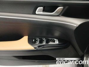 Kia K5 2020 года из Южной Кореи