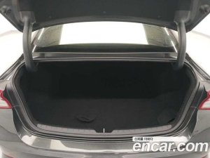 Kia K5 2020 года из Южной Кореи