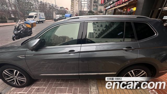 Volkswagen Tiguan 2.0 TDI Prestige 2020 года из Кореи