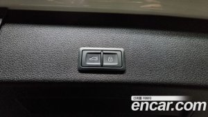 Audi e-tron 55 4WD 2020 года из Южной Кореи