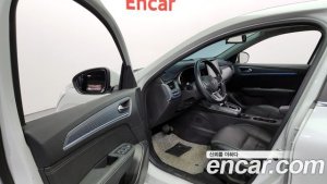 Renault-KoreaSamsung XM3 1.3 TCe RE Signature 2020 года из Южной Кореи