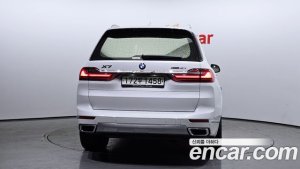 BMW X7 xDrive 40i Design Pure Excellence 7-Seater 2020 года из Южной Кореи