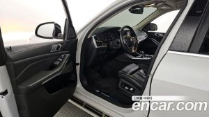 BMW X7 xDrive 40i Design Pure Excellence 7-Seater 2020 года из Южной Кореи