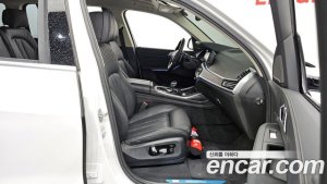 BMW X7 xDrive 40i Design Pure Excellence 7-Seater 2020 года из Южной Кореи