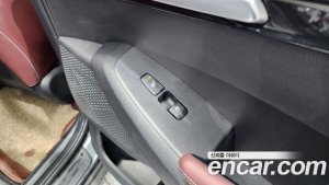 Kia Seltos Бензин 1.6 Turbo 2WD 2020 года из Южной Кореи