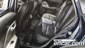 Kia Niro 1.6 HEV 2020 года из Южной Кореи