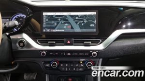 Kia Niro 1.6 HEV 2020 года из Южной Кореи