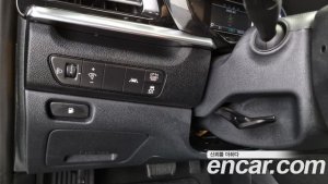 Kia Niro 1.6 HEV 2020 года из Южной Кореи