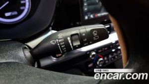 Kia Niro 1.6 HEV 2020 года из Южной Кореи