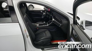 Audi A6 45 TFSI Premium 2021 года из Южной Кореи