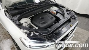 Volvo XC60 T8 Inscription 2021 года из Южной Кореи