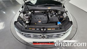 Volkswagen Tiguan 2.0 TDI Prestige 2020 года из Южной Кореи