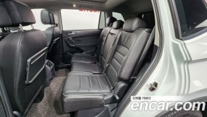 Volkswagen Tiguan 2.0 TDI Prestige 2020 года из Южной Кореи