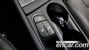 Kia Niro 1.6 HEV 2020 года из Южной Кореи