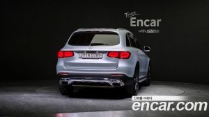 Mercedes-Benz GLC-Class GLC300 4MATIC 2020 года из Южной Кореи