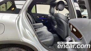 Mercedes-Benz GLC-Class GLC300 4MATIC 2020 года из Южной Кореи
