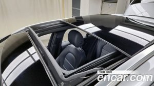 Mercedes-Benz GLC-Class GLC300 4MATIC 2020 года из Южной Кореи