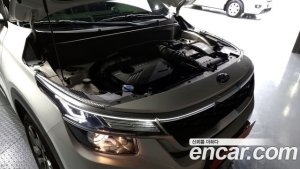 Kia Seltos Бензин 1.6 Turbo 2WD 2020 года из Южной Кореи