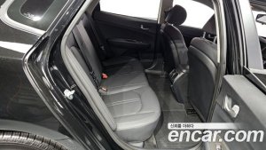 Kia K5 2.0 2020 года из Южной Кореи